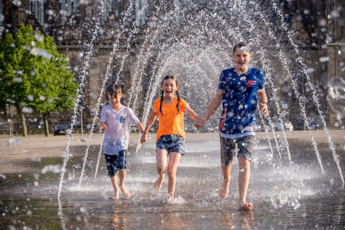 Wasserspiele auf dem Domplatz – Matthias Piekacz